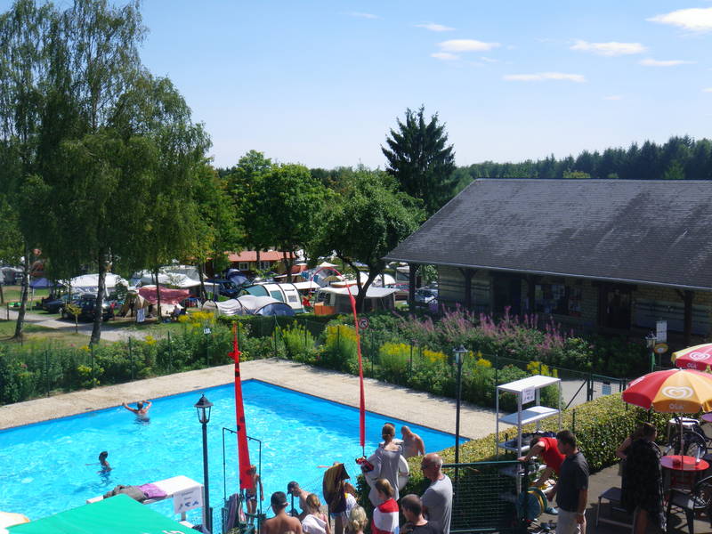 (c) Camping Auf Kengert